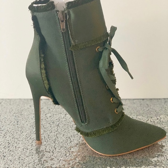 Ankle heel boots - Picture 3 of 3